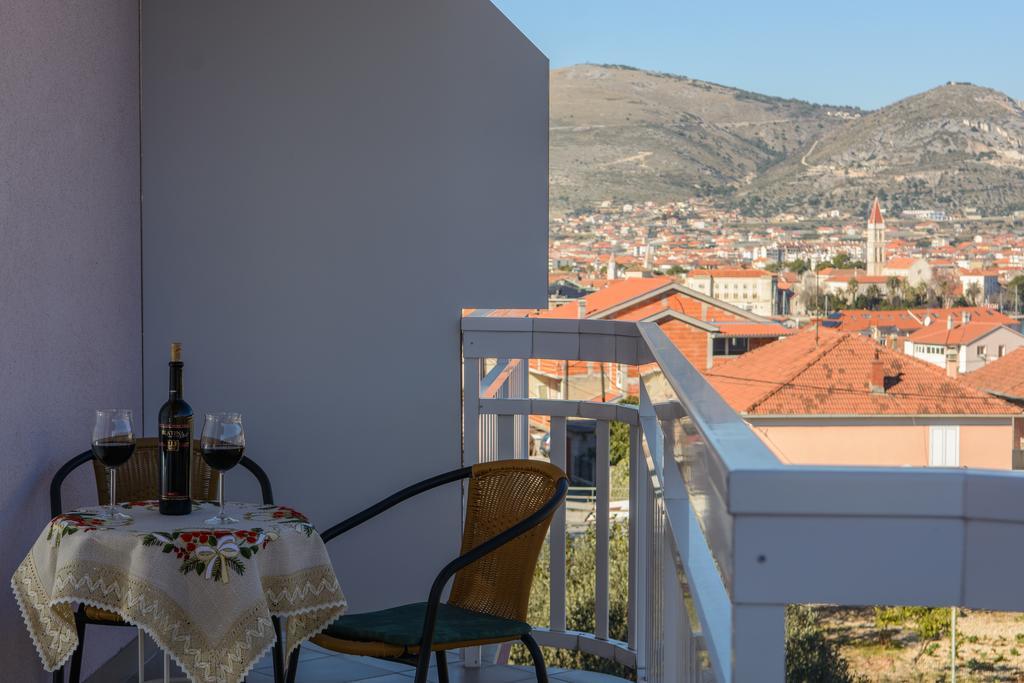 Apartments Mijo Trogir Cameră foto