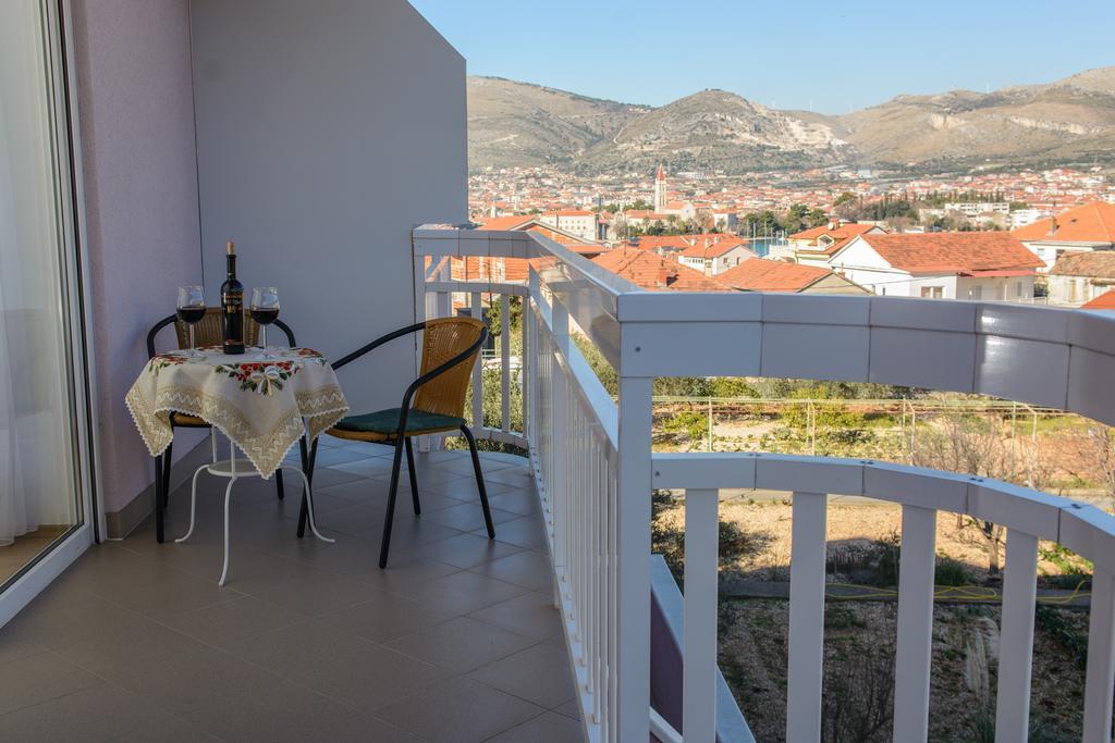 Apartments Mijo Trogir Cameră foto