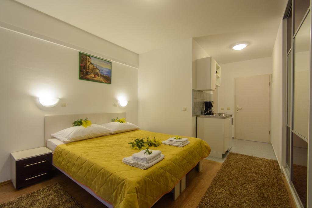 Apartments Mijo Trogir Cameră foto