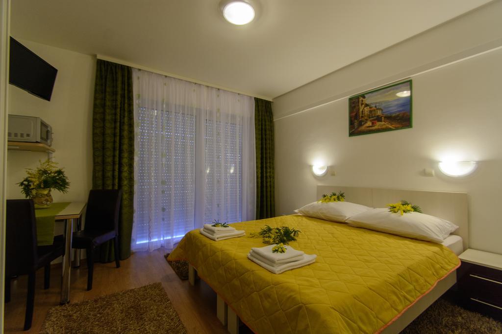 Apartments Mijo Trogir Cameră foto