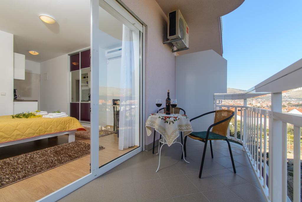 Apartments Mijo Trogir Cameră foto
