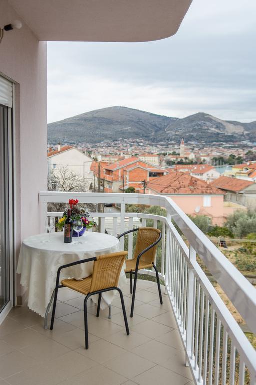 Apartments Mijo Trogir Cameră foto