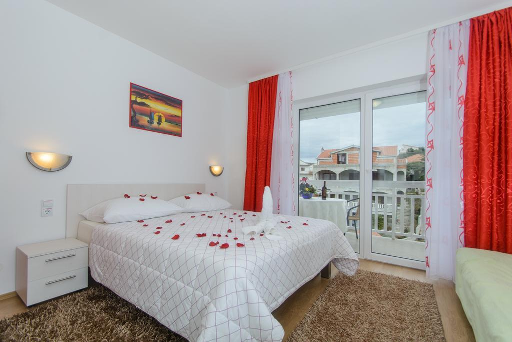 Apartments Mijo Trogir Cameră foto