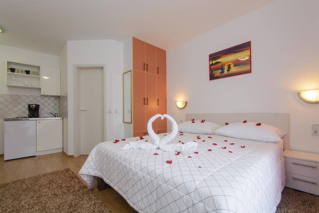 Apartments Mijo Trogir Cameră foto