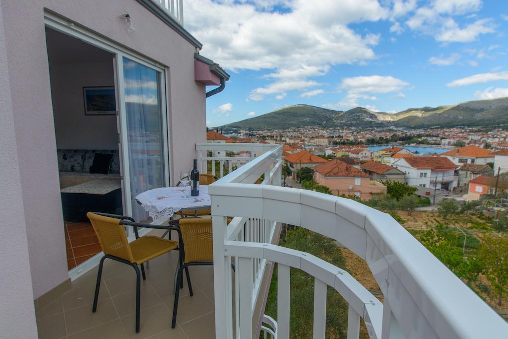 Apartments Mijo Trogir Cameră foto
