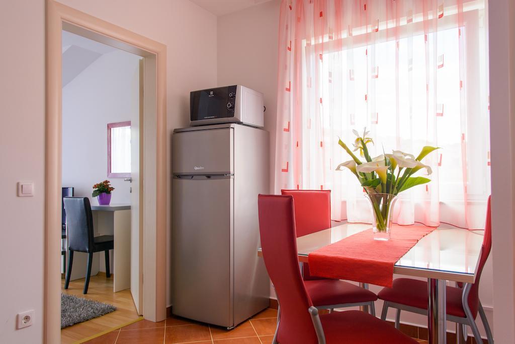Apartments Mijo Trogir Cameră foto