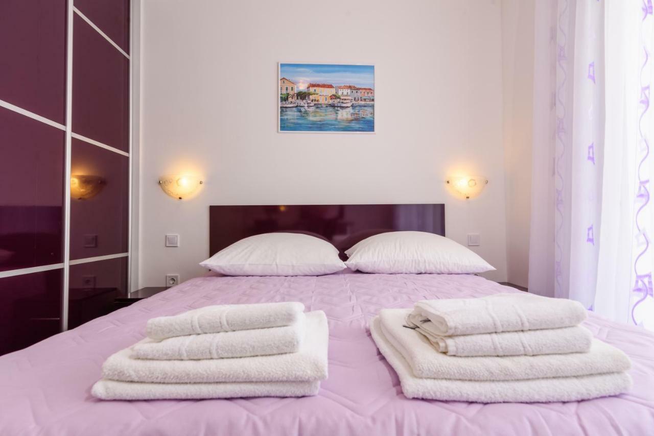 Apartments Mijo Trogir Exterior foto